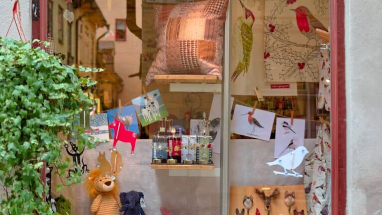 gift shop 768x432